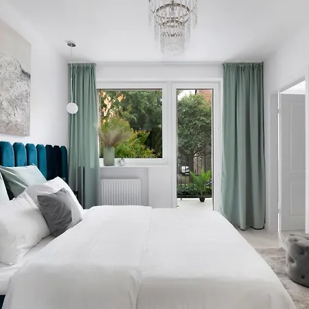 Elite Przy Plazy W Brzeznie *